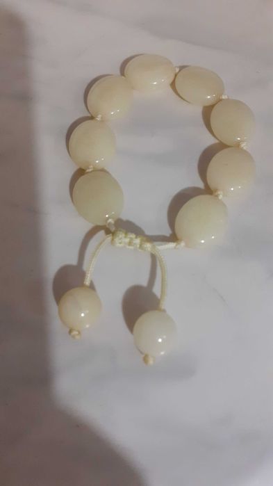 Bransoletka z kamieni