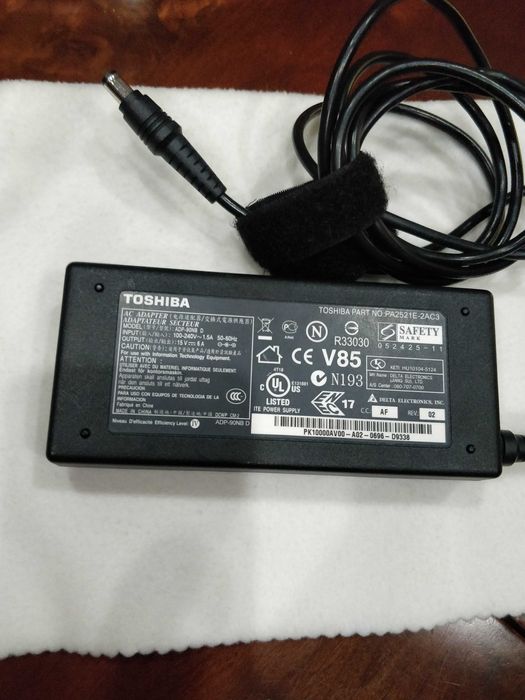 Carregador Toshiba