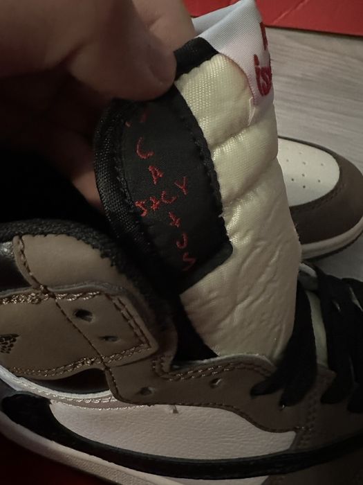 Nowe buty jordan 1 high x  travis scott