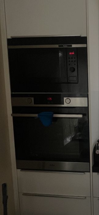 Piekarnik i mikrofala Amica