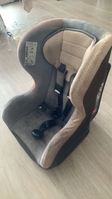 Автокрісло 9 - 18 кг. Безкоштовно