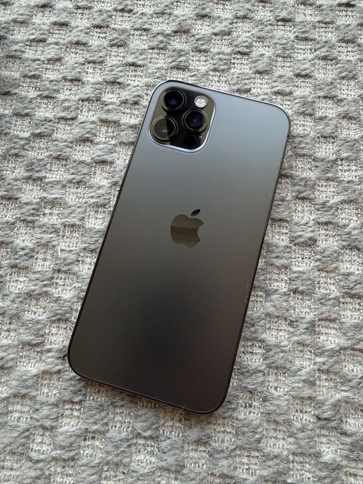 Iphone 12 Pro em perfeito estado