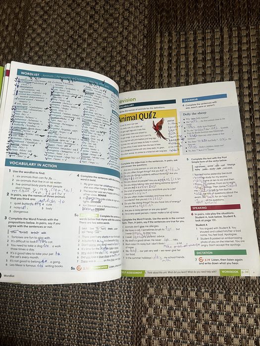 книжка Wider World2 на рівень А2/А2*