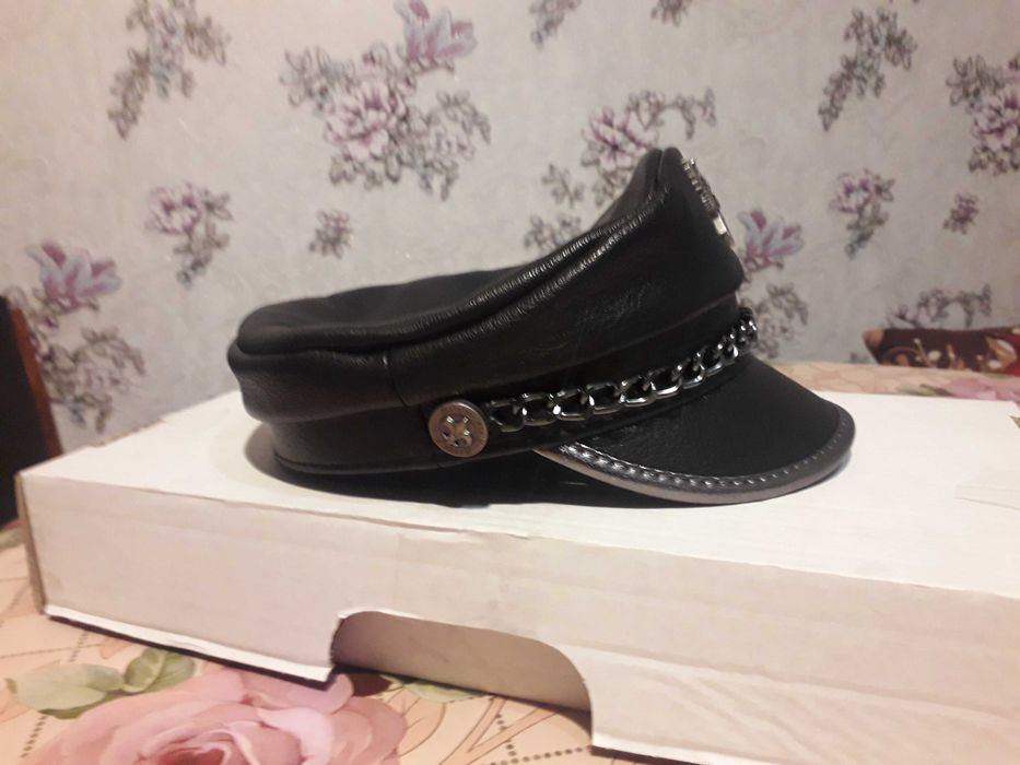 Кепка- фуражка РОК /хип -хоп /Байкер . Кожаная  55-56р