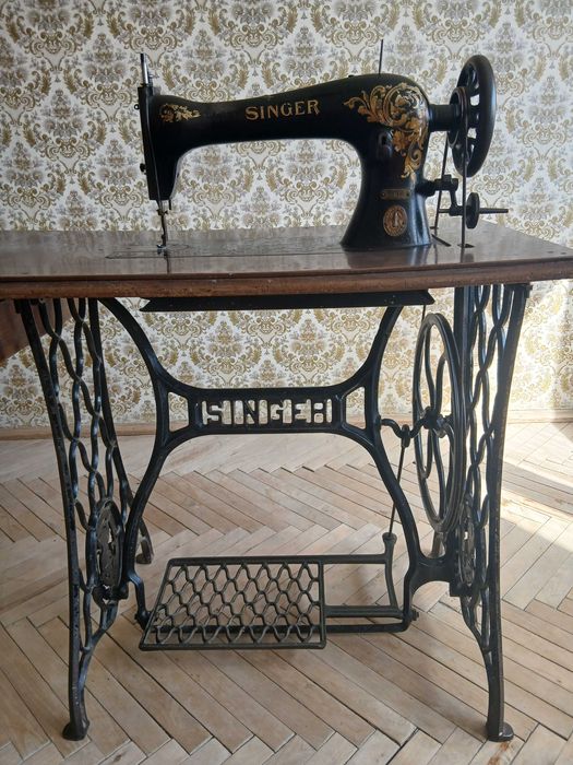Швейна машинка Singer 16K33 1902 року