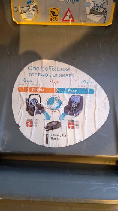 One Isofix base maxi cosi