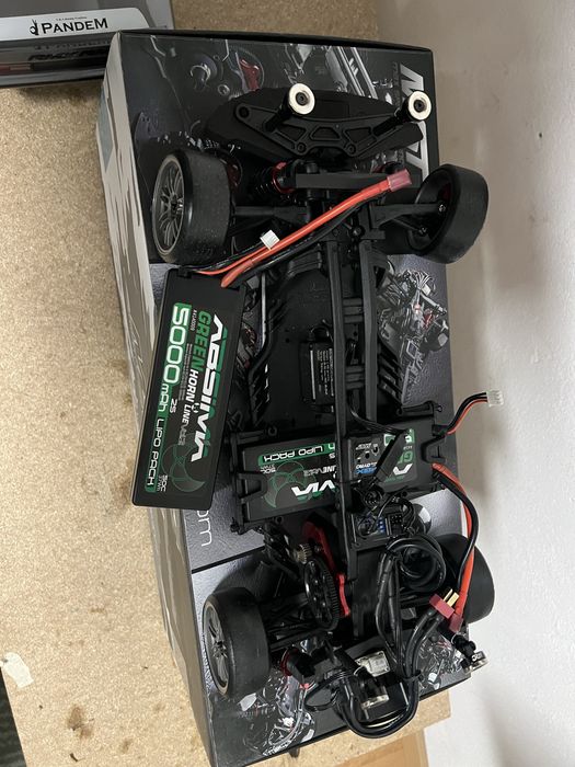 Carro telecomandado deift