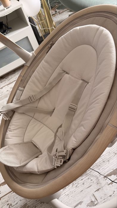 Baby swing chair maxi-cosi. Espreguiçadeira elétrica Cassia