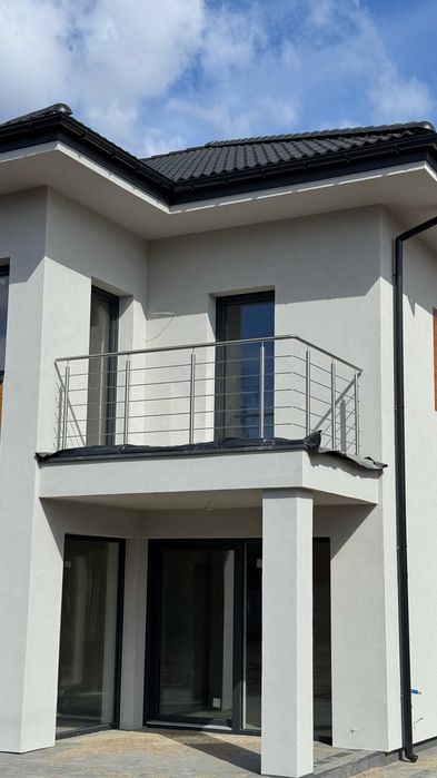 Balustrady nierdzewne spawane zabezpieczenia okienne