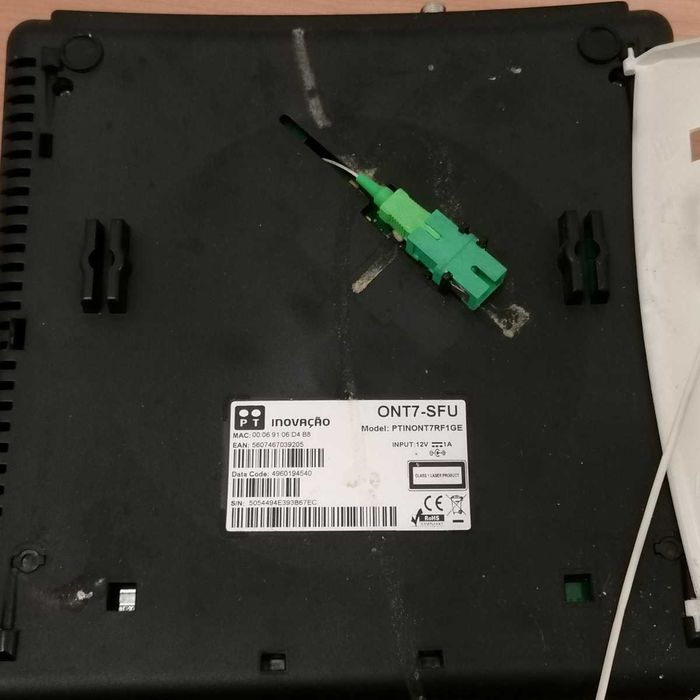 ONT da PT Inovação - modelo ONT7-SFU - Optical Network Terminal64284399481857122