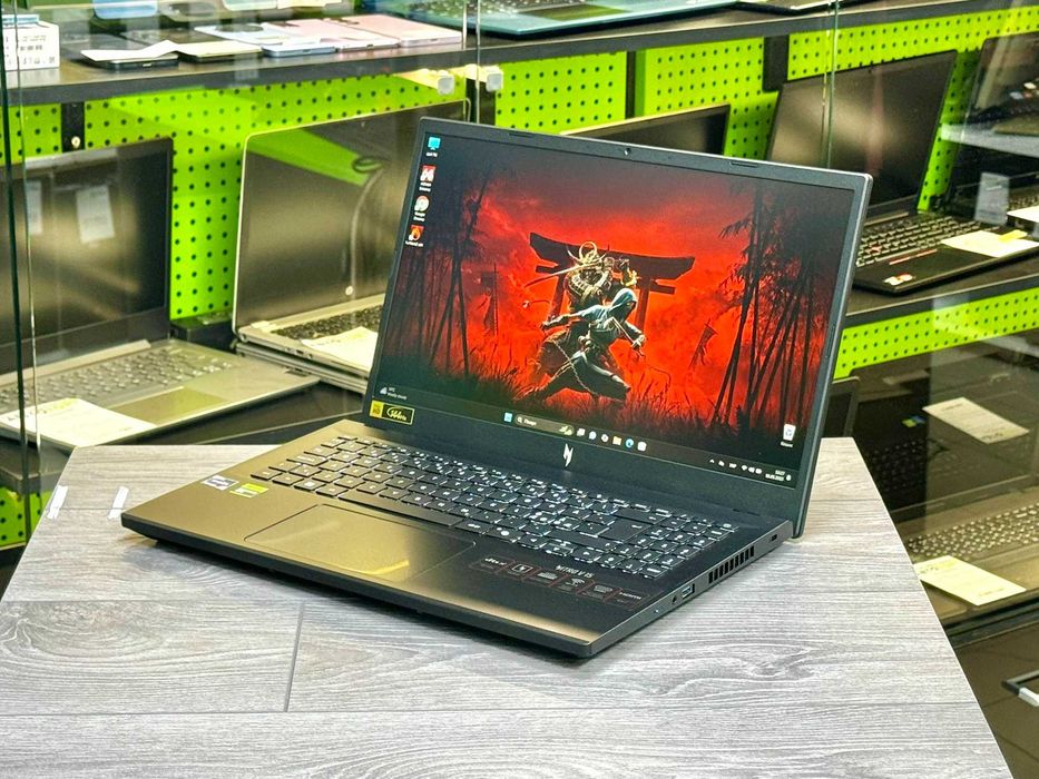 Ігровий Acer Nitro V15 ANV15-41 / RTX 4050 / AMD Ryzen 5 7535Hs / Магазин / З Гарантією