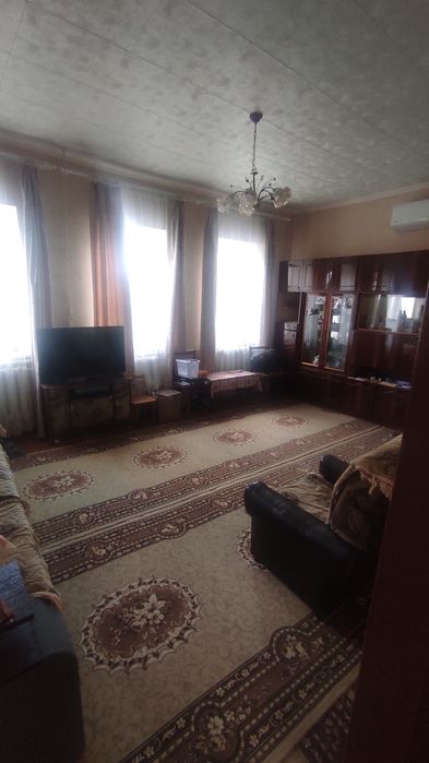 Продам дом в центре Верхнеднепровска