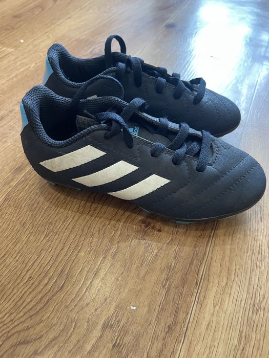Бутси adidas.
