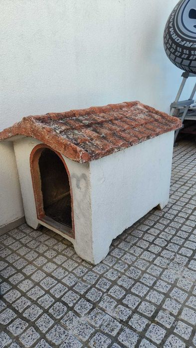Casota cimento para cão