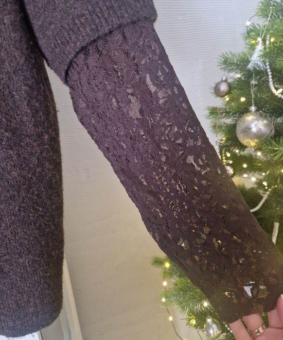 Czekoladowy Sweter koronkowy rękaw nowy