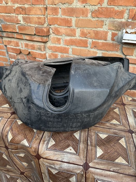Продам підкрилки ЗАЗ