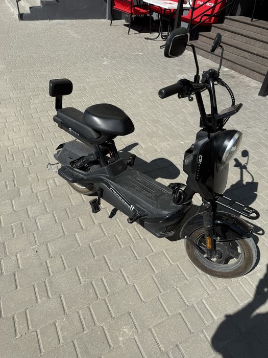 Продам електроскутер
