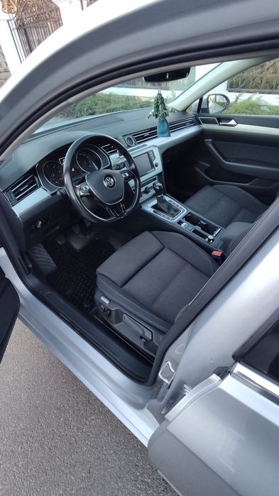 Продам автомобіль Volkswagen Passat B8