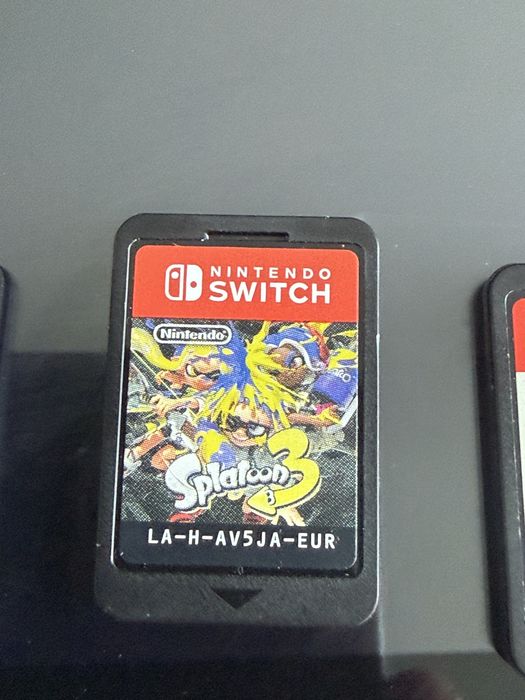 Nintendo Switch V2 em estado impecável