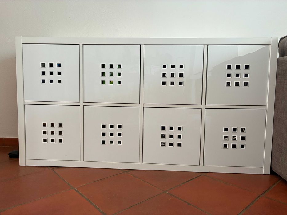 Móvel IKEA KALLAX + 8 caixas – Excelente estado