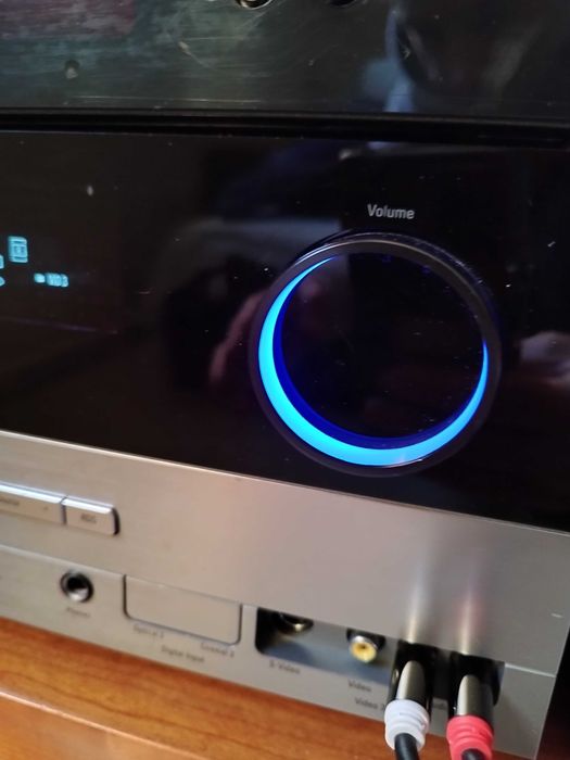 Vendo amplificador Harmon/Kardon AVR 137