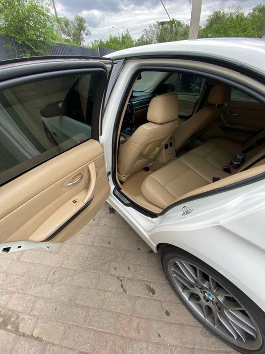 BMW е90 335і 2008