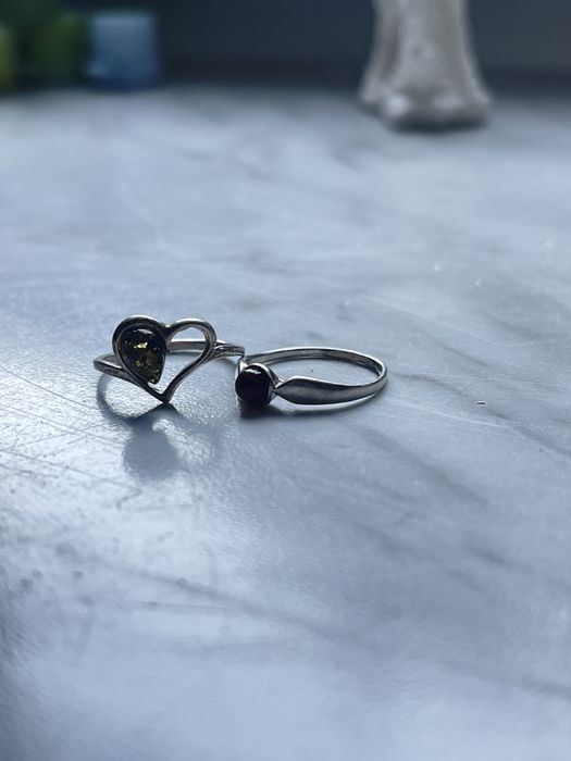 Sprzedam srebne pierścionki ,,925,,