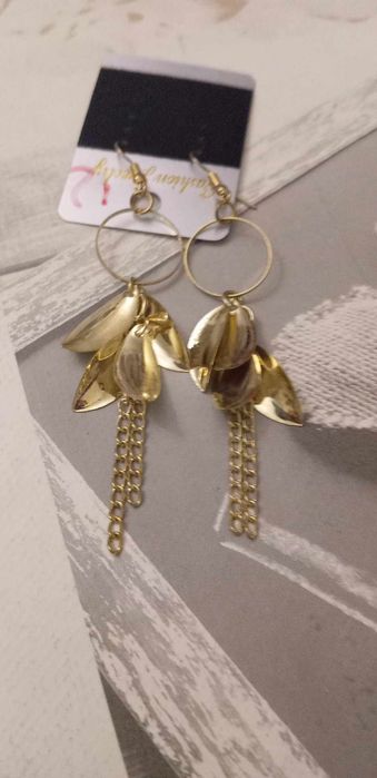 Brincos em aço inoxidável