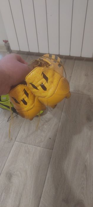 Бутси футбольні 3 пари