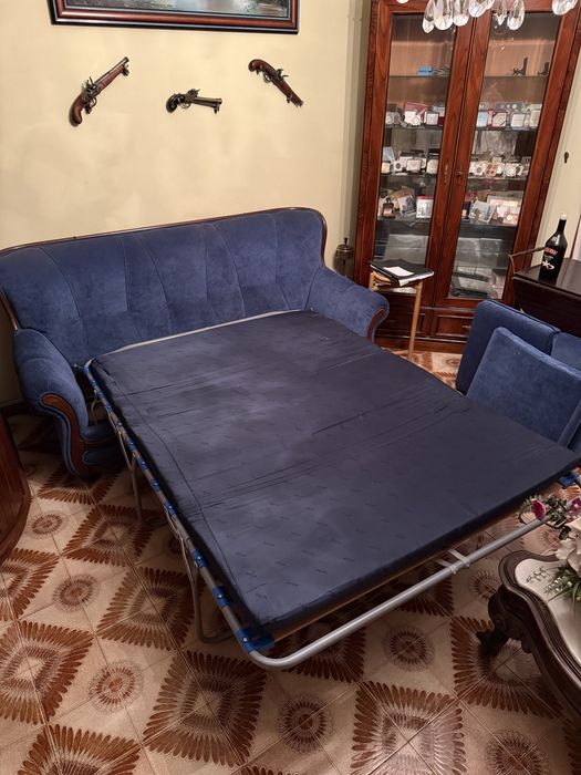 Conjunto de sofa/cama e 2x peltrona