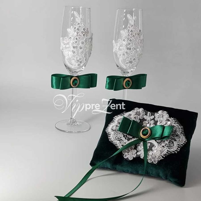 Kolekcja akcesoriów ślubnych "Szmaragdowy szyk"