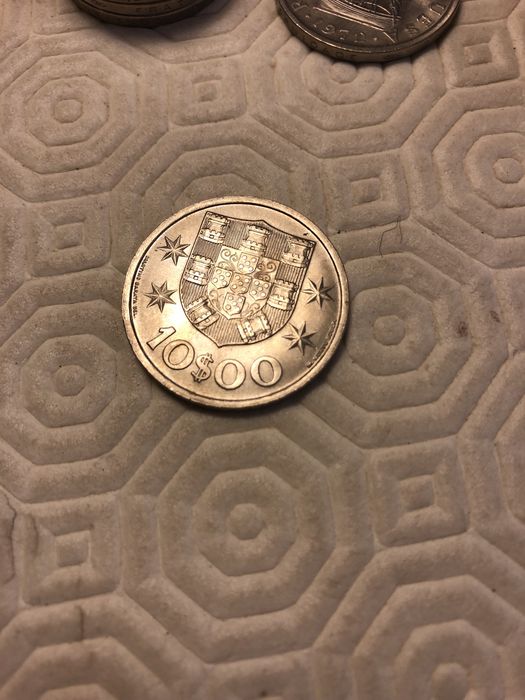 Moeda 10 escudos república portuguesa