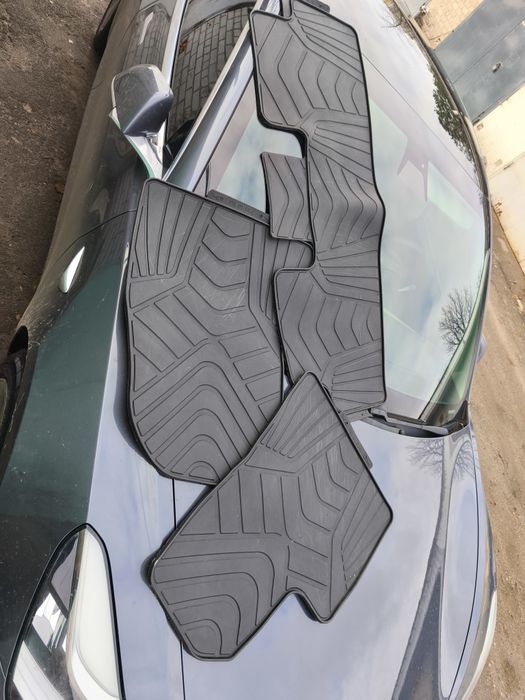 Коври коврики в салон Tesla model3 коврикі