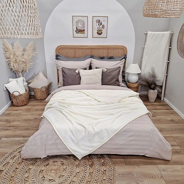 Koc 200x220 akrylowy jednolity ciepły GRUBY pled na łóżko YASEMIN krem