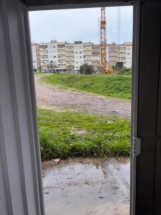 Garagem / Armazém