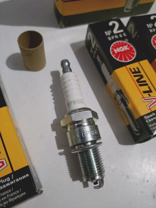 Świece zapłonowe v-line BPR 6E 4sztuki NOWE