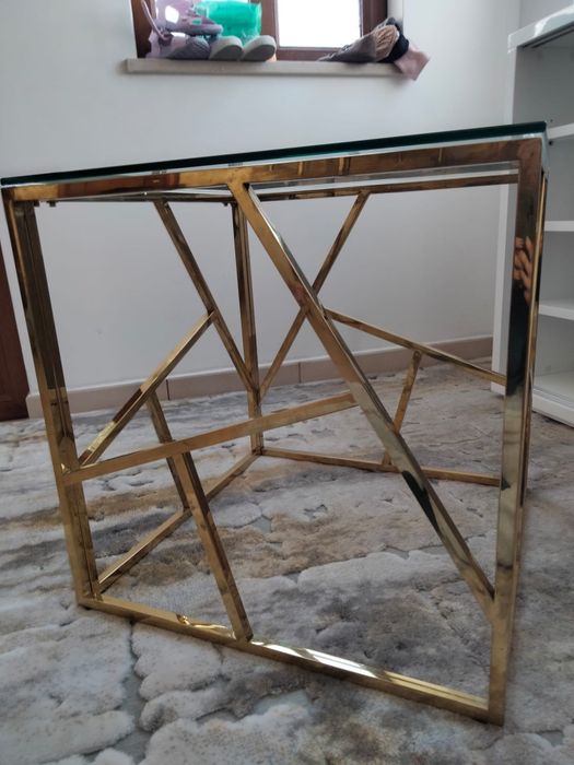 Mesa de entrada em vidro
