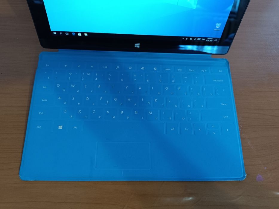 Microsoft Surface RT 32GB з Touch Cover
Код: TE000013297-0087