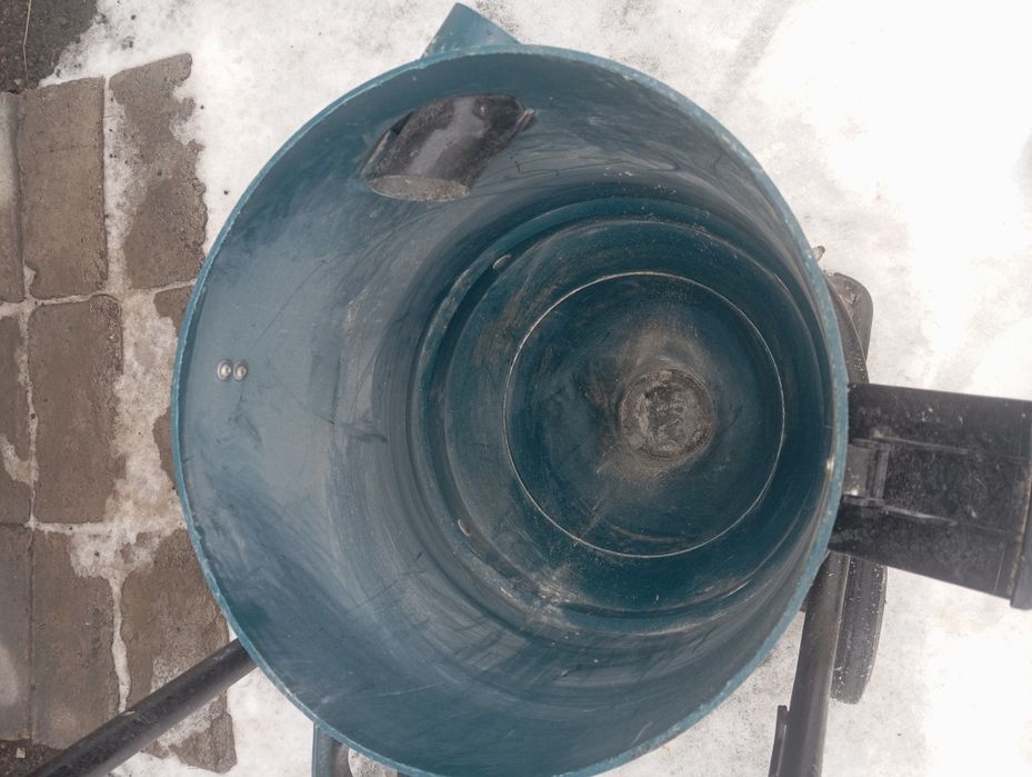 Будівельний битовий пилісос