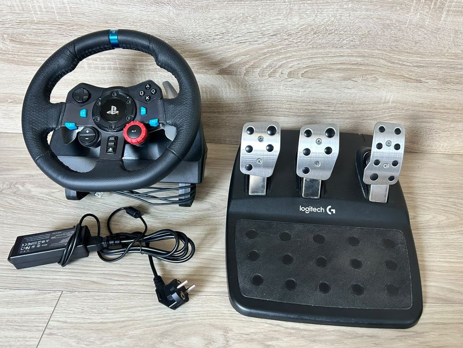 Zestaw kierownica pedały Logitech g29