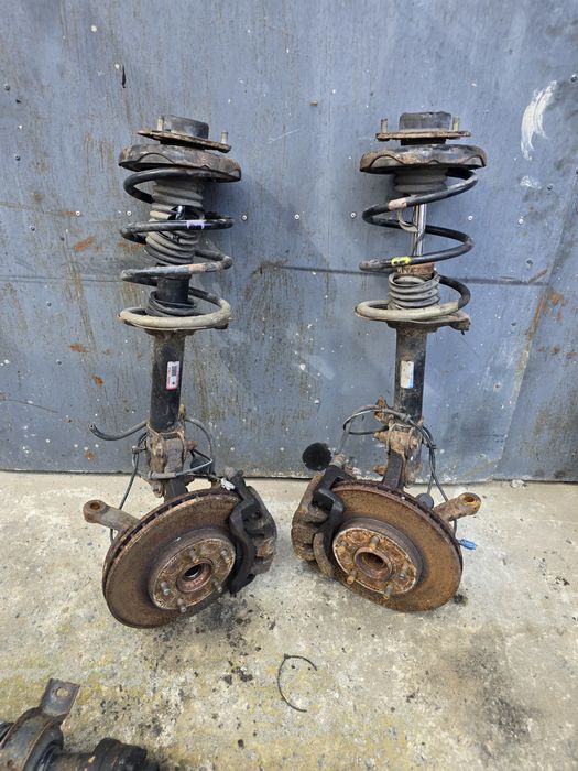 Стойка ступиця цафа nissan X-Trail T30