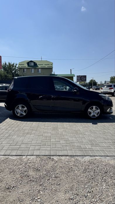 Рестайлінг Renault Scenic Рено Сценік III 2012 р 1,5 К9К дизель 6МКПП
