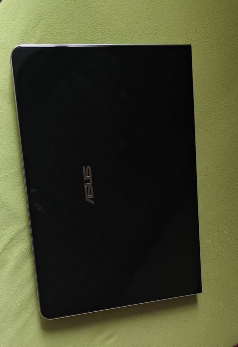 Laptop Asus N75S Multimedialny