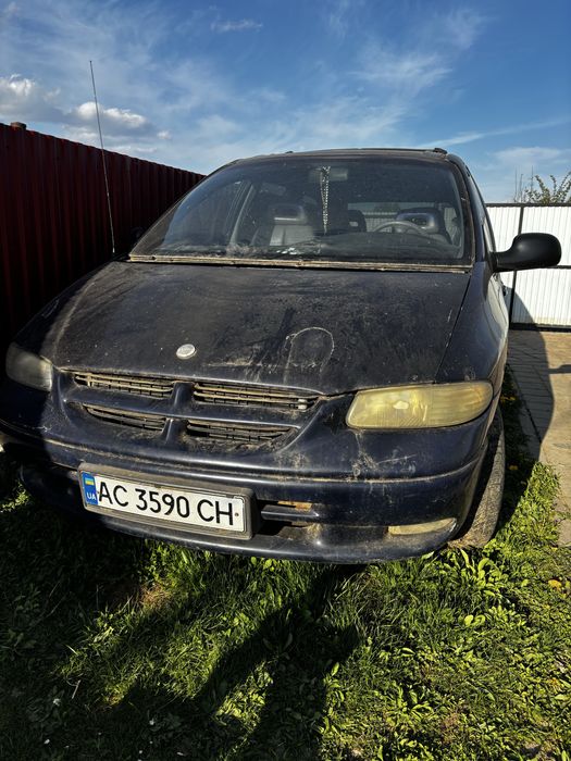 Продам крайслер вояджер