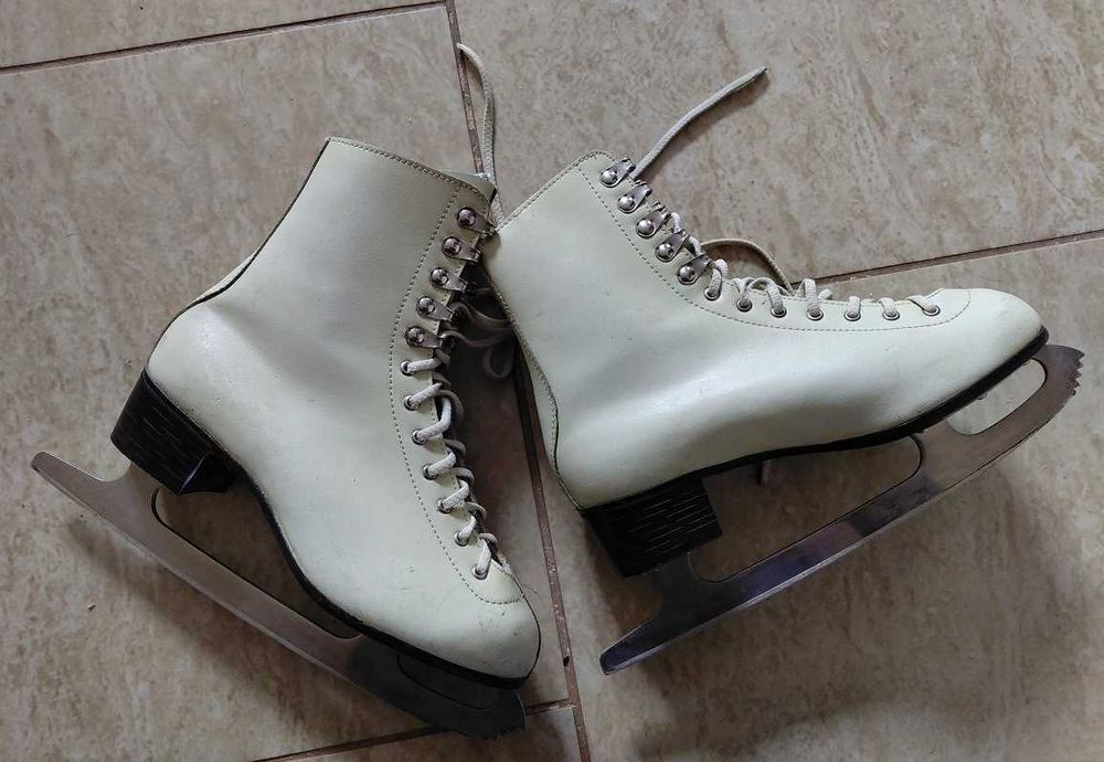 Łyżwy figurowe polsport