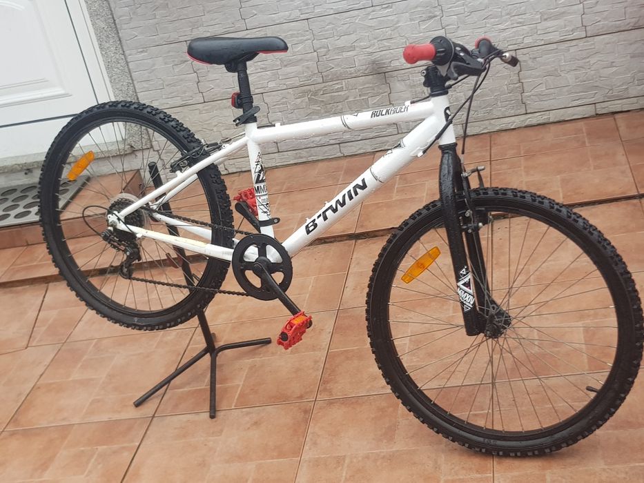 Bicicleta de adolescente roda 24impecável rockrider