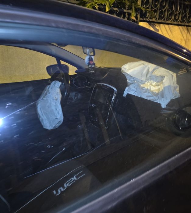 Renault Clio  4  /2014 sinistrado