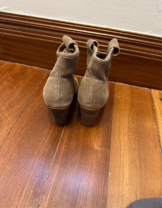 Botins camurça bege