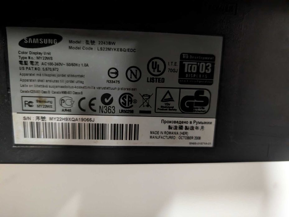 Monitor Samsung SyncMaster 2243BW – 22 cale, sprawny