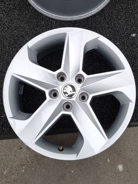 Felgi Alu 18" Skoda Octavia III II IV Superb Karoq Yeti 5x112 Oryginał